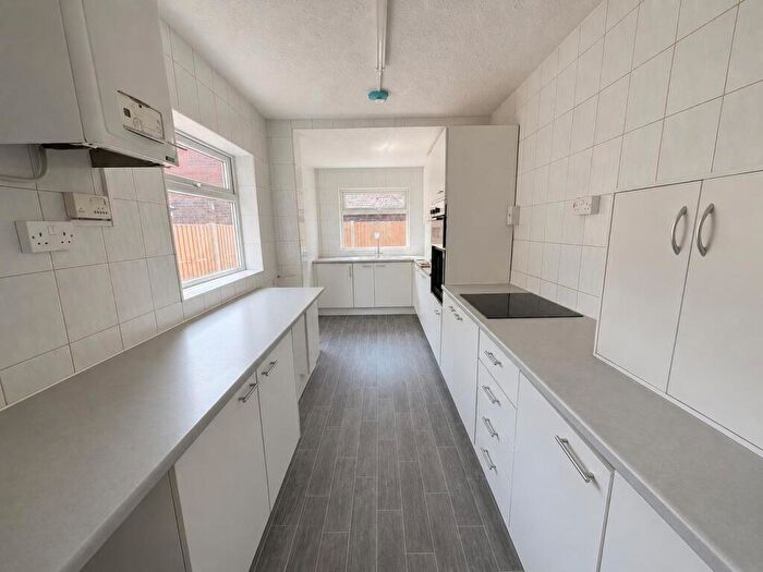 2 Bedroom House To Rent In Glentworth Road, Nottingham, NG7