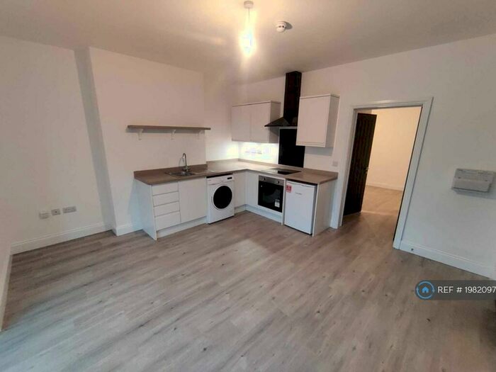 1 Bedroom Flat To Rent In Longton Grove Road, Weston-Super-Mare, BS23