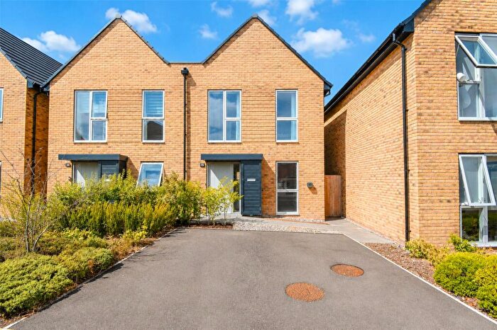 3 Bedroom Semi-Detached House For Sale In Firenza Avenue, Ellesmere Port, Cheshire, CH65