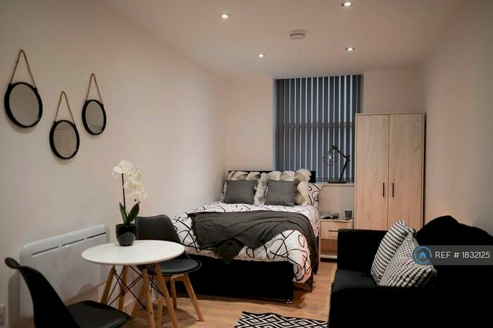 Studio To Rent In Greaves Street, Oldham, OL1