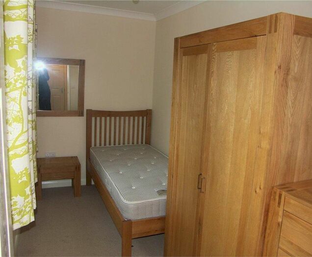 2 Bedroom Flat To Rent In Abbeyfields, Peterborough, PE2