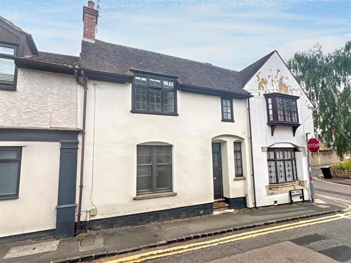 2 Bedroom Terraced House For Sale In High Street, Wollaston, NN29