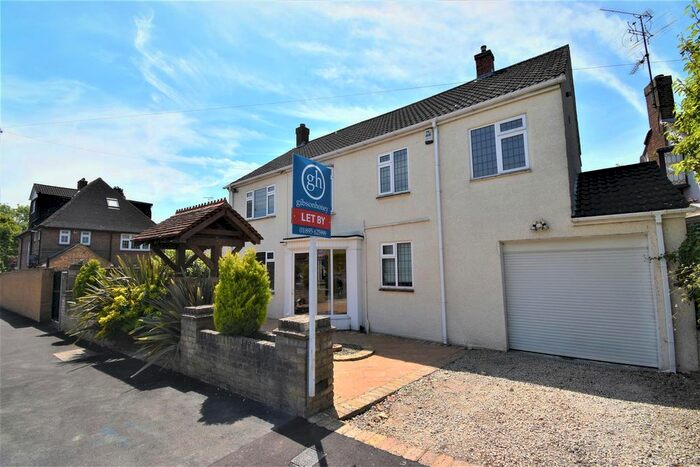 4 Bedroom Detached House To Rent In The Uplands, Ruislip, Middlesex, HA4