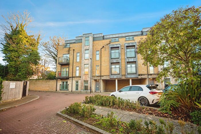 1 Bedroom Flat For Sale In Brockman Place, Church Street, Maidstone, ME14