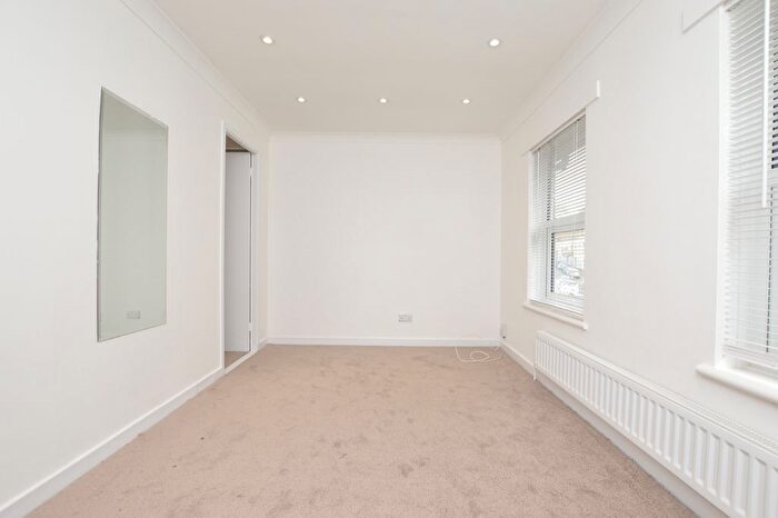 4 Bedroom Terraced House To Rent In Spring Hill, London, SE26