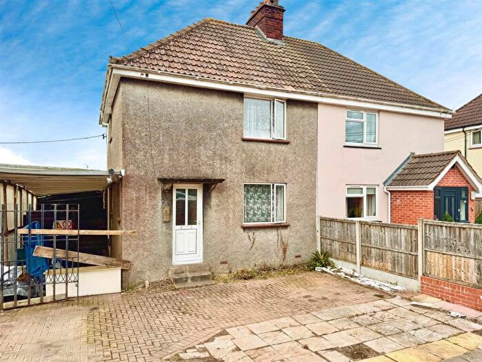 3 Bedroom Semi-Detached House For Sale In Severn View Road, Woolaston, Lydney, GL15