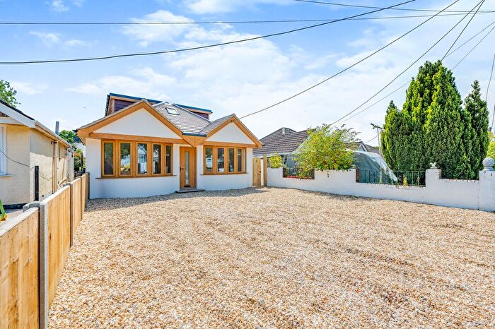 4 Bedroom Detached House To Rent In West Road, Hedge End, Southampton, SO30