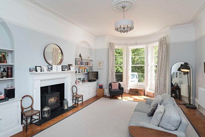 2 Bedroom Apartment To Rent In Lansdown Road, BA1
