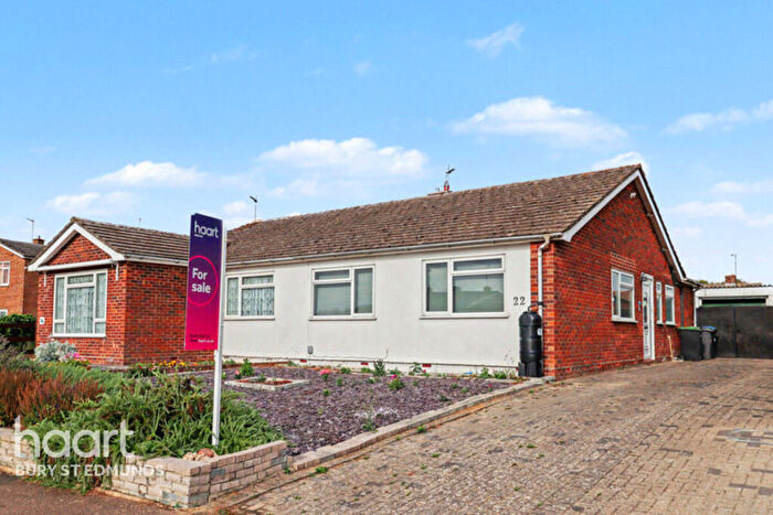3 Bedroom Bungalow For Sale In Hornbeam Road, Stowupland, Stowmarket, IP14
