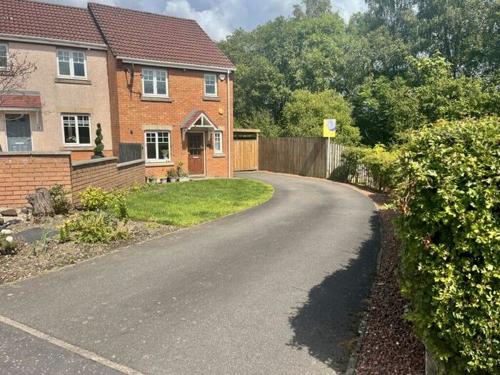 3 Bedroom Semi-Detached Villa For Sale In Sherwood Road, Glenboig, ML5