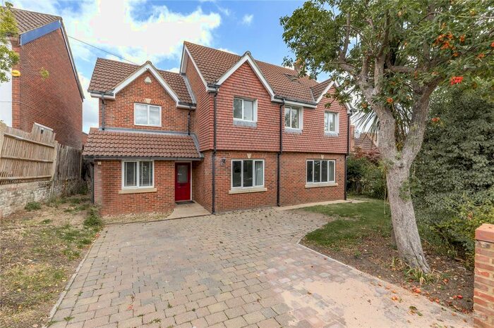 5 Bedroom Detached House To Rent In Castle Way, London, SW19