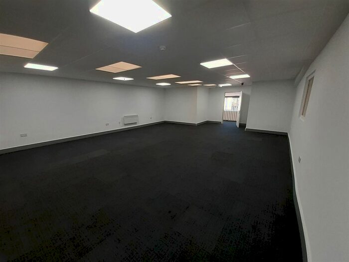 Property To Rent In Eastman Way, Hemel Hempstead Industrial Estate, Hemel Hempstead HP2