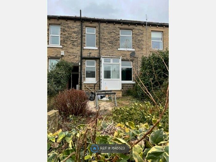 3 Bedroom Terraced House To Rent In Mitre Street, Huddersfield, HD1