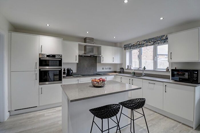 4 Bedroom Detached House For Sale In Meadow Hill Road, Preston, PR3