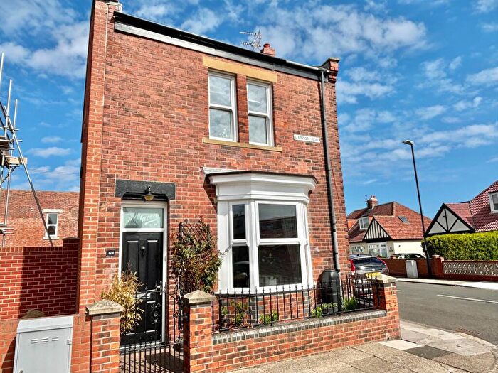 3 Bedroom Detached House For Sale In Atkinson Road, Sunderland, SR6