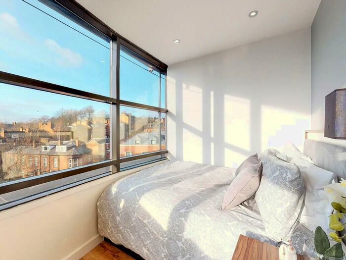 Studio To Rent In Woodhouse Square, Leeds, West Yorkshire, LS3