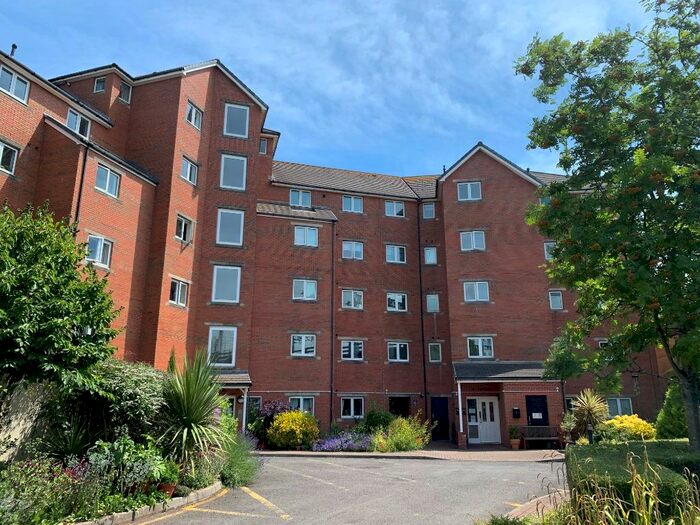 2 Bedroom Flat To Rent In Century Court, Cardiff, CF11