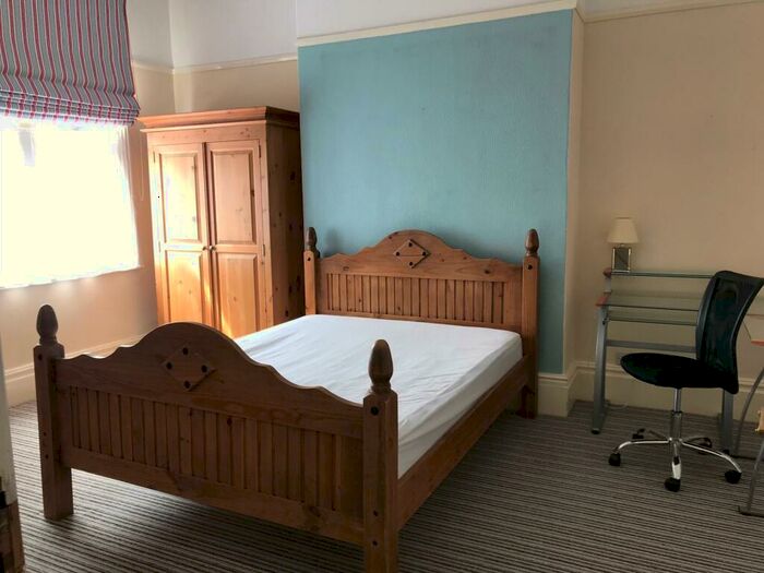 7 Bedroom Terraced House To Rent In Monks Road, - Bed, LN2