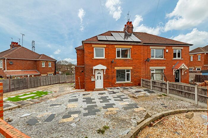 4 Bedroom Semi-Detached House For Sale In Mountbatten Crescent, Wakefield, WF1