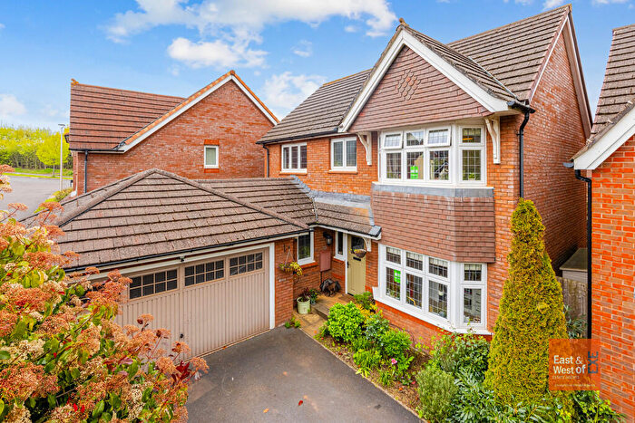 4 Bedroom Detached House For Sale In Pinhoe, Exeter, EX4