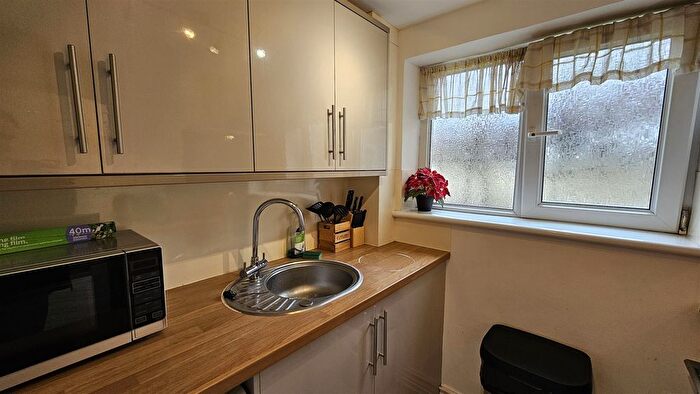 Studio To Rent In River Court, Ferry Lane, Cambridge, CB4