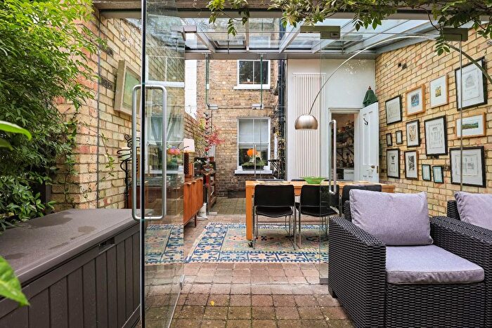 2 Bedroom Terraced House For Sale In Ainsworth Street, Cambridge, CB1