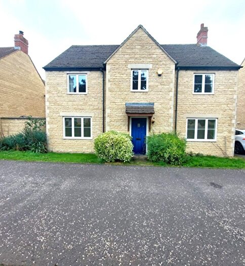 4 Bedroom Detached House To Rent In Trefoil Way, Carterton, Oxfordshire, OX18