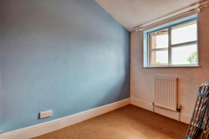 3 Bedroom Terraced House For Sale In Albert Road, Hinckley, Leicestershire, LE10