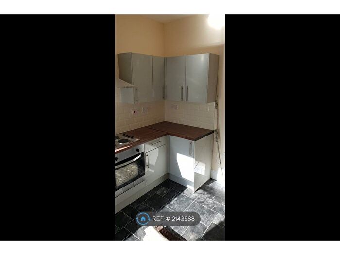 2 Bedroom Terraced House To Rent In Albion Street, Brierfield, BB9