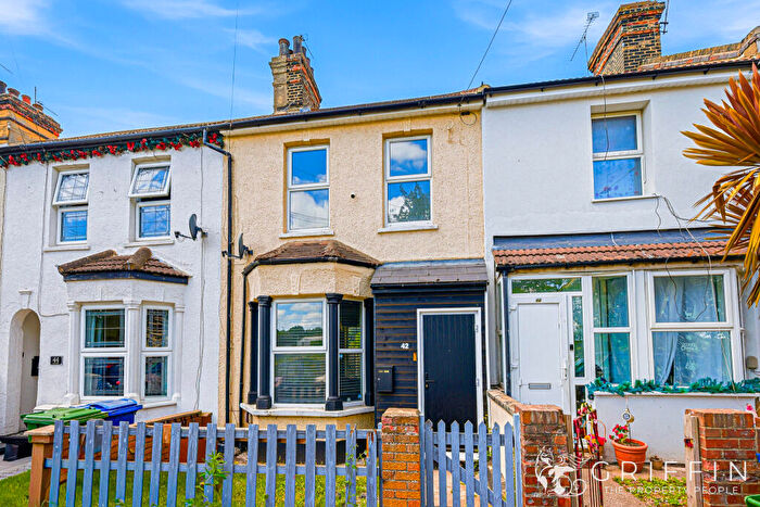 3 Bedroom Terraced House For Sale In East Street, South Stifford, Grays, RM20
