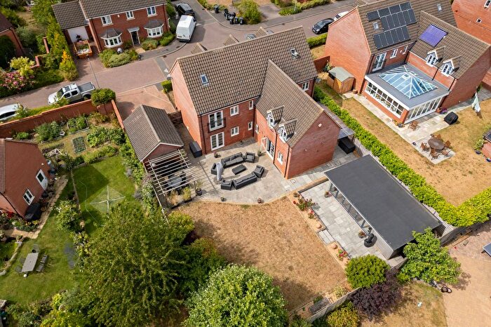 6 Bedroom Detached House For Sale In Bullrush Lane, Great Cambourne, CB23