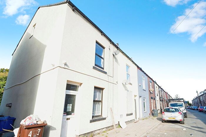 2 Bedroom End Of Terrace House For Sale In Milgate Street, Royston, Barnsley, S71