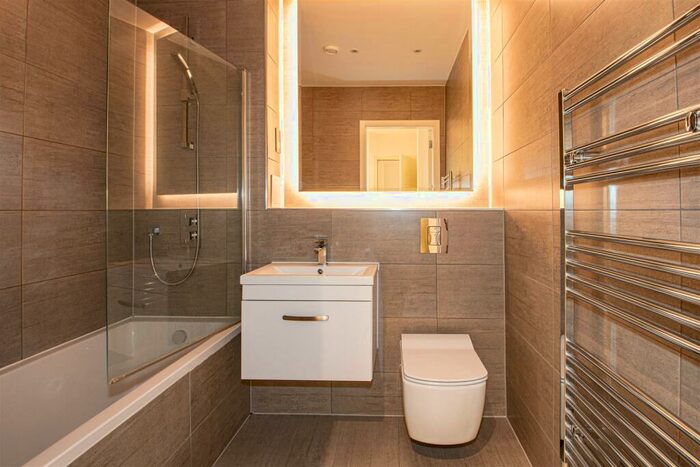 1 Bedroom Apartment To Rent In Capital Drive, Linford Wood, MK14