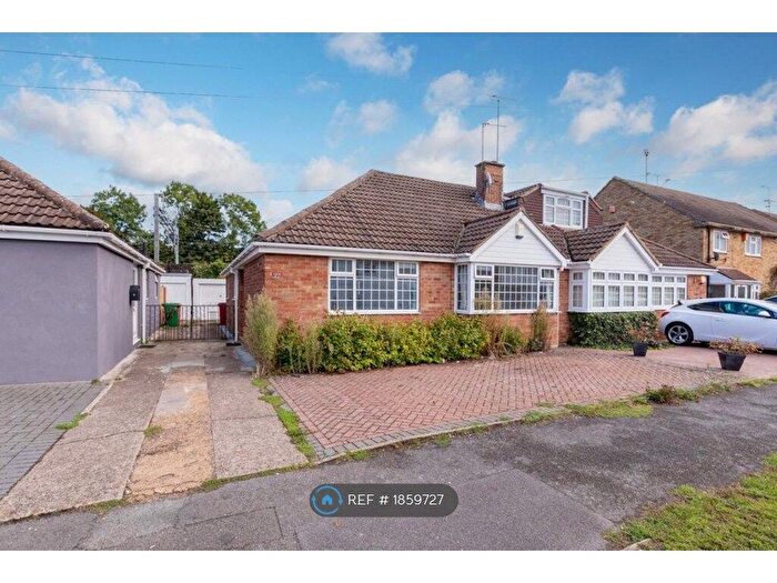 2 Bedroom Bungalow To Rent In Alderbury Road, Langley, SL3