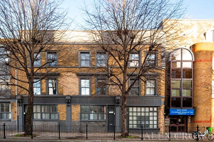 2 Bedroom Flat To Rent In Hornsey Road, Holloway, N7