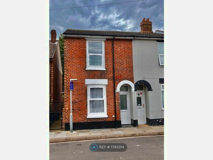 2 Bedroom End Of Terrace House To Rent In Byerley Road, Portsmouth, PO1