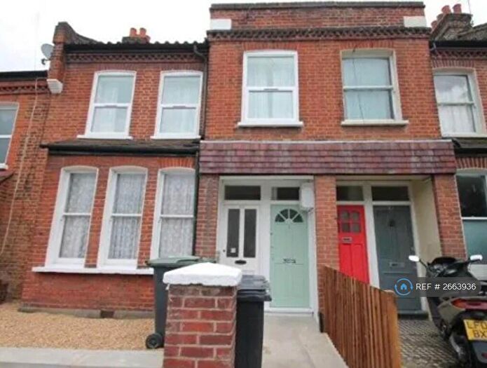 4 Bedroom Maisonette To Rent In Holdenby Road, London, SE4