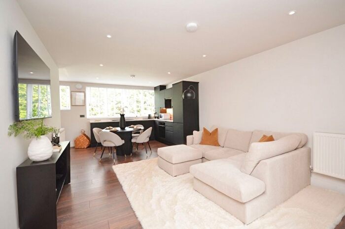 2 Bedroom Flat For Sale In Hawker, Hawkinge, CT18