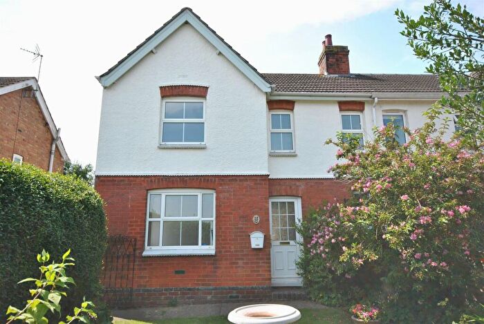 3 Bedroom Semi-Detached House For Sale In Northampton Road, Welford, NN6