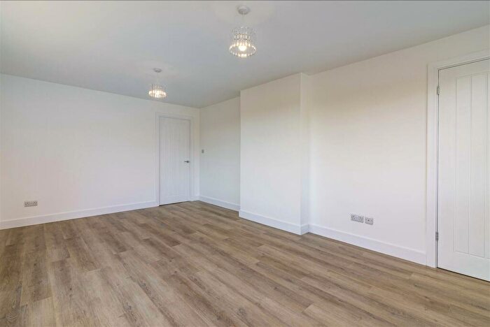 3 Bedroom Detached Bungalow For Sale In Meden Crescent, Sutton-In-Ashfield, Nottinghamshire, NG17