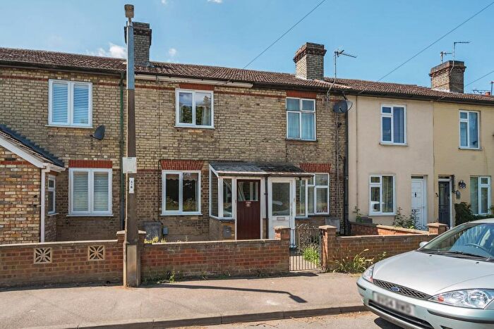 2 Bedroom Terraced House For Sale In Hitchin Road, Arlesey, SG15