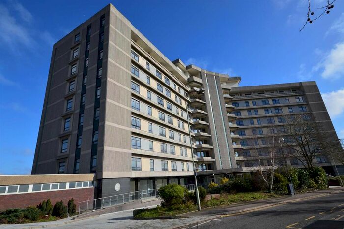 2 Bedroom Flat To Rent In Park Street, Ashford, TN24