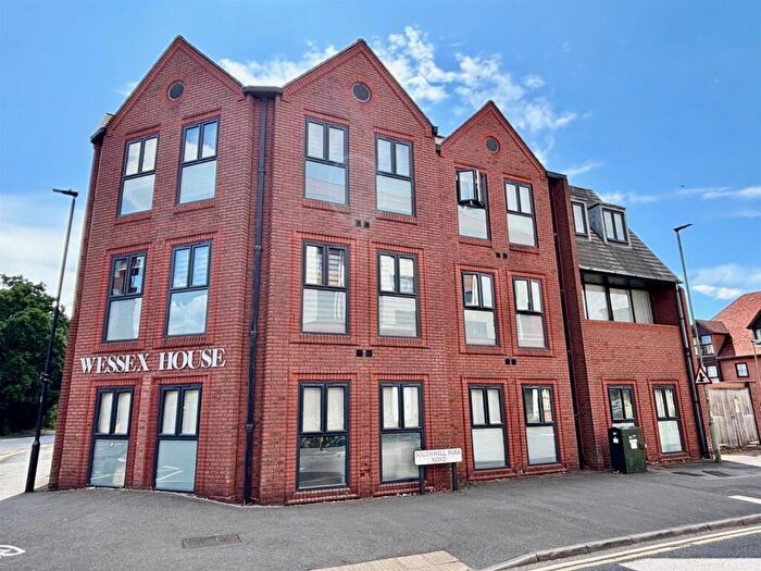 1 Bedroom Apartment For Sale In Wessex House, Park Street, Camberley, GU15