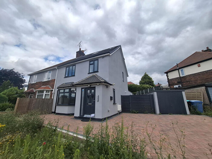 5 Bedroom House Of Multiple Occupation For Sale In Short Street, Warsop, NG20