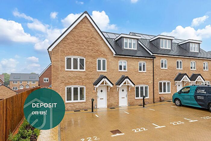 3 Bedroom Semi-Detached House To Rent In Leaf Living At Pippins Place, West Malling, Wr, ME19