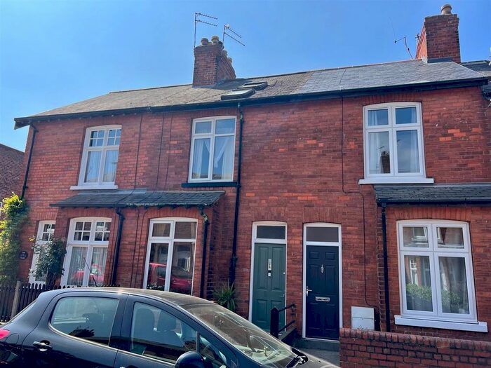 3 Bedroom Terraced House To Rent In Balmoral Terrace, York, YO23