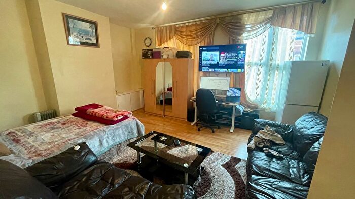 1 Bedroom Flat For Sale In Mayfield Road, Handsworth, Birmingham, B19