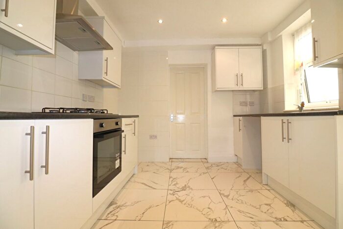 3 Bedroom Terraced House To Rent In Shenley Road, Dartford, DA1