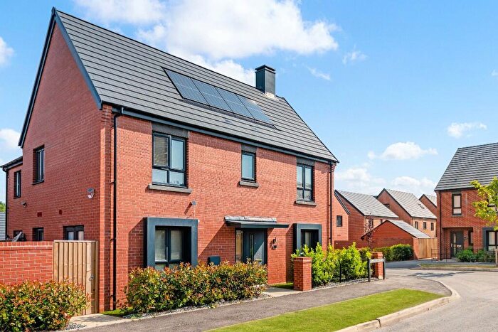 3 Bedroom Semi-Detached House For Sale In Manchester Road, Hopwood, Nr South Heywood, OL10