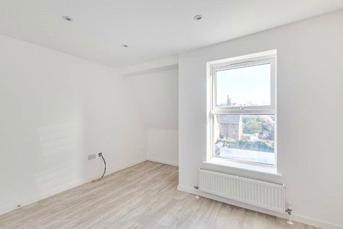 1 Bedroom Flat To Rent In Fortune Green Road, London, NW6